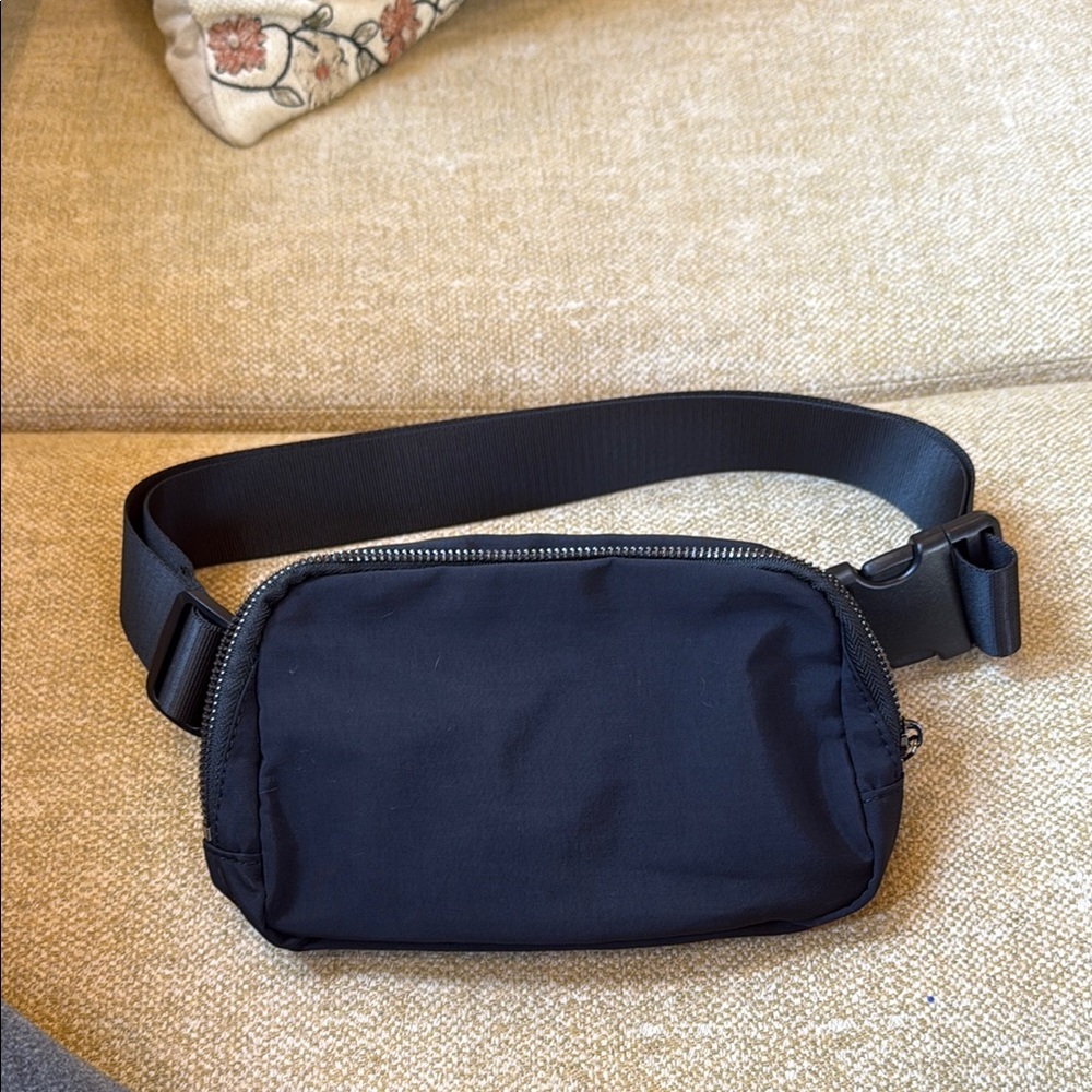 Black Belt Bag